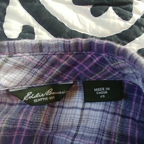 Eddie Bauer Button up - Picture 3 of 5